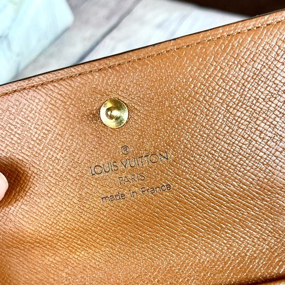 Louis Vuitton vintage Elise wallet - Picture 4 of 13